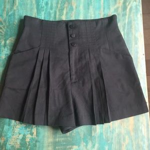 Catherine Malandrino pleated shorts ✨